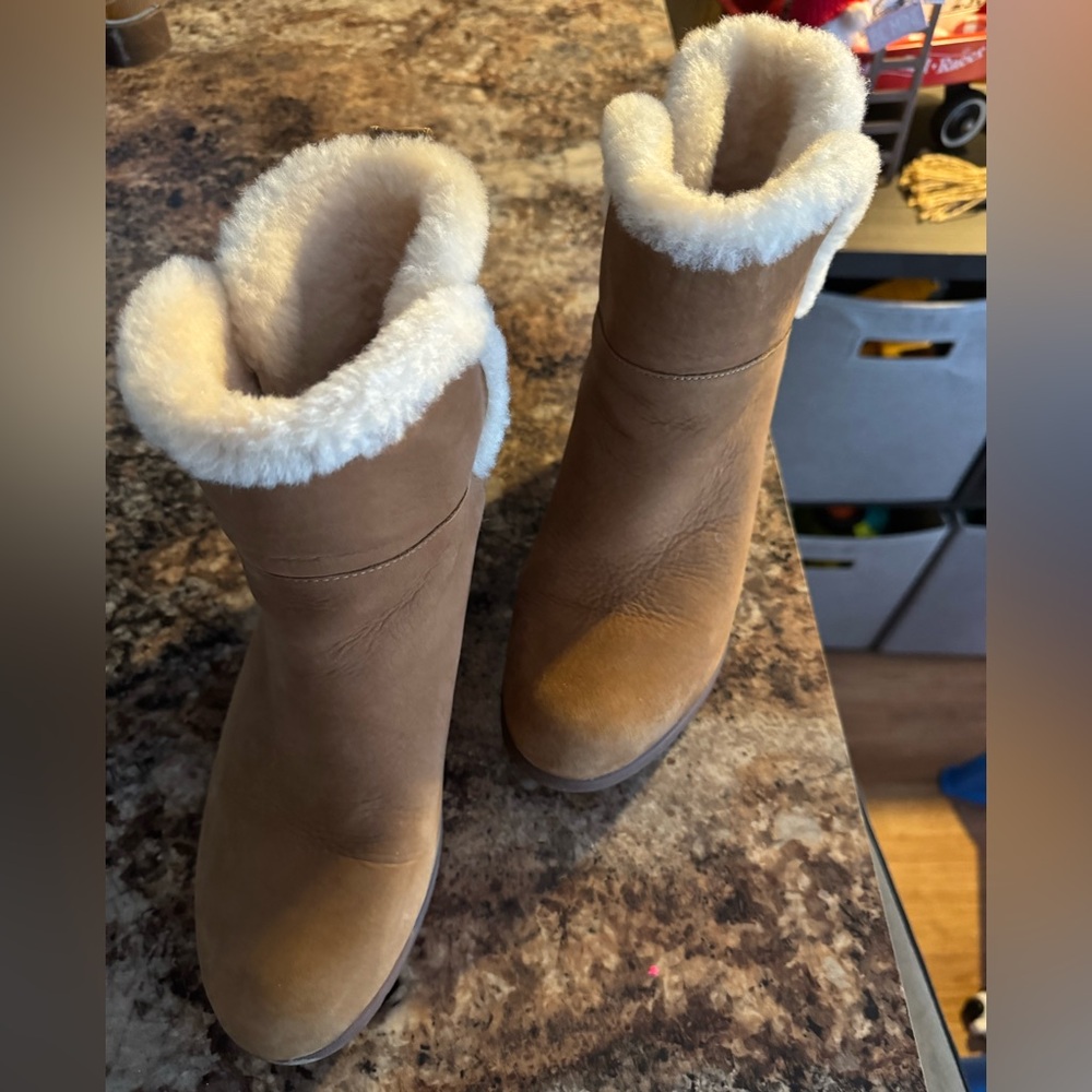 UGG DEVORAH CHESTNUT WATERPROOF - Picture 4 of 6